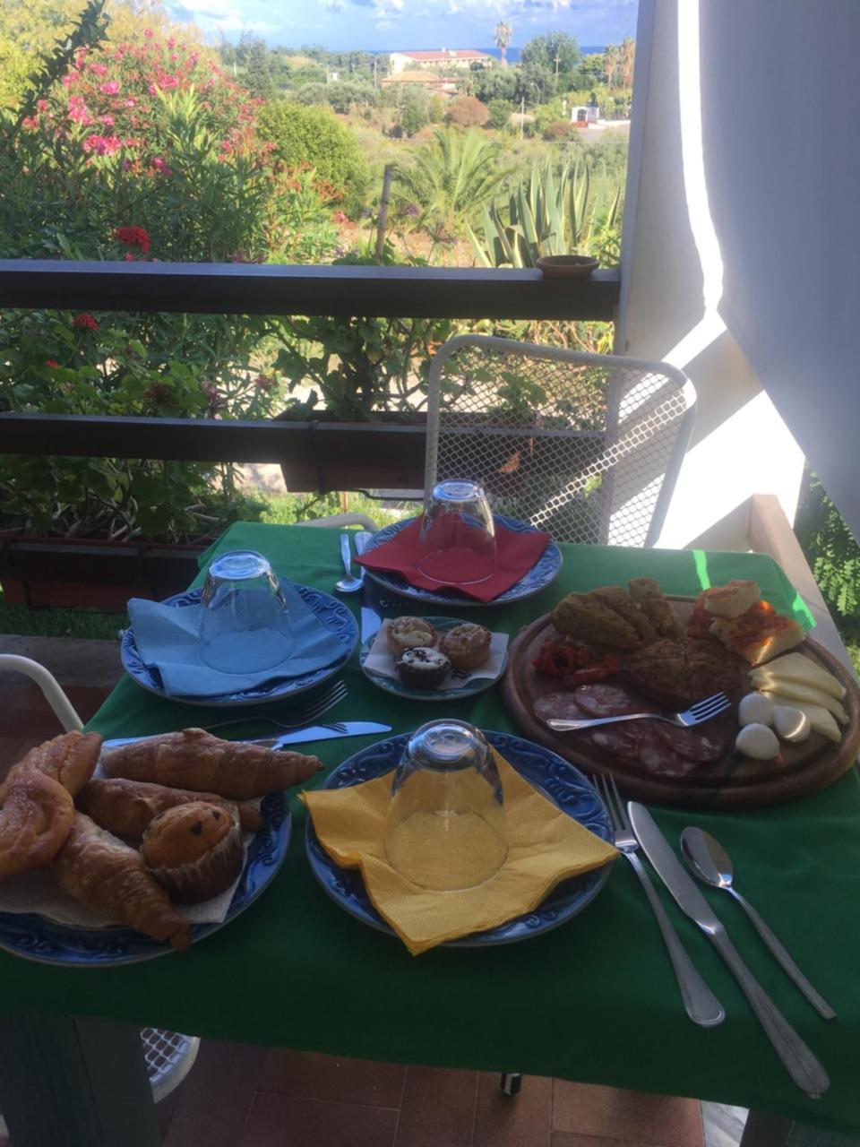 B&B A Casa Di Picci Santa Domenica  Zewnętrze zdjęcie