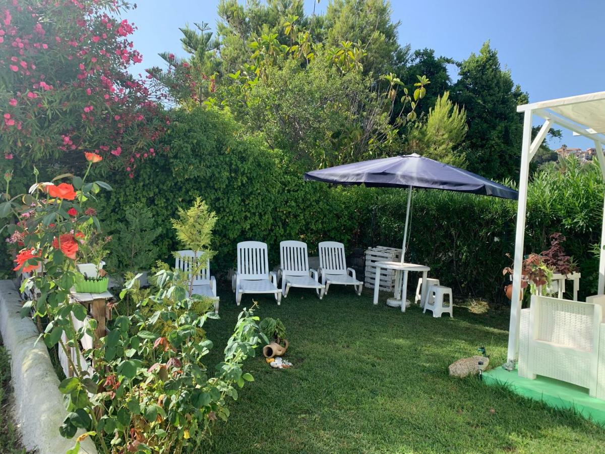 B&B A Casa Di Picci Santa Domenica  Zewnętrze zdjęcie